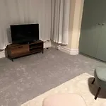 Luxury Cosy Retreat Apt